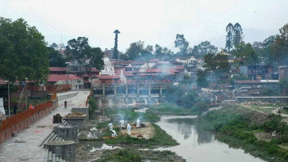 पशुपति आर्यघाटमा घटेन शवको चाप, नयाँ घाट बनाउने कोषको तयारी